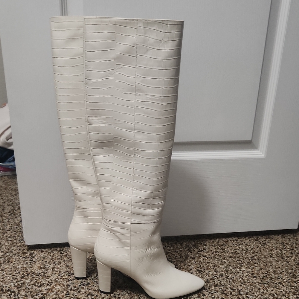 Longchamp Heeled Knee-High Boots,‎ Size 40